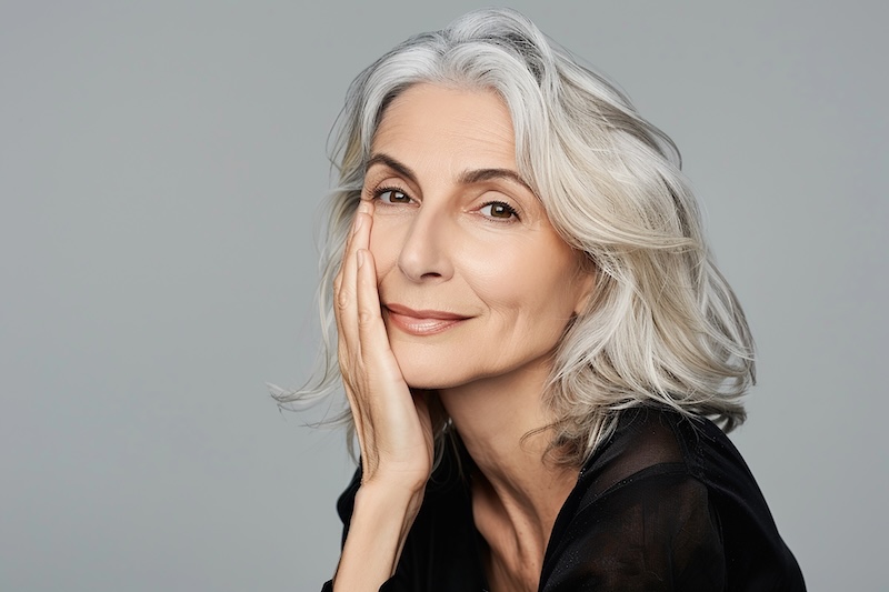 Vacker äldre kvinna